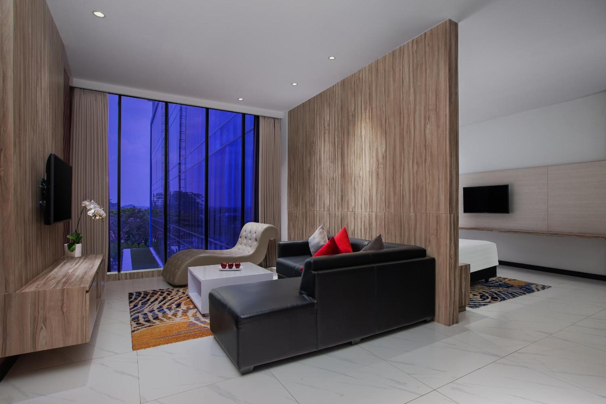 Aston Inn Tasikmalaya Exteriör bild