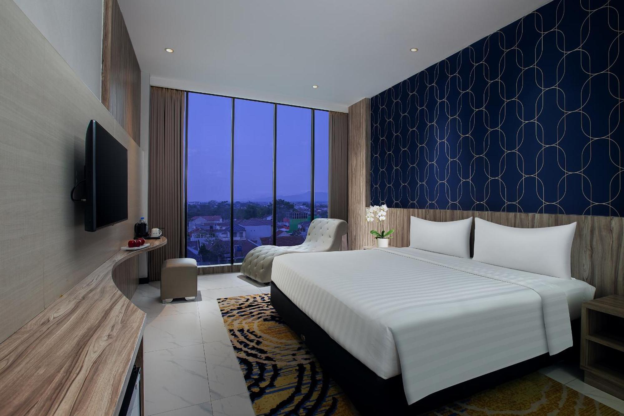 Aston Inn Tasikmalaya Exteriör bild