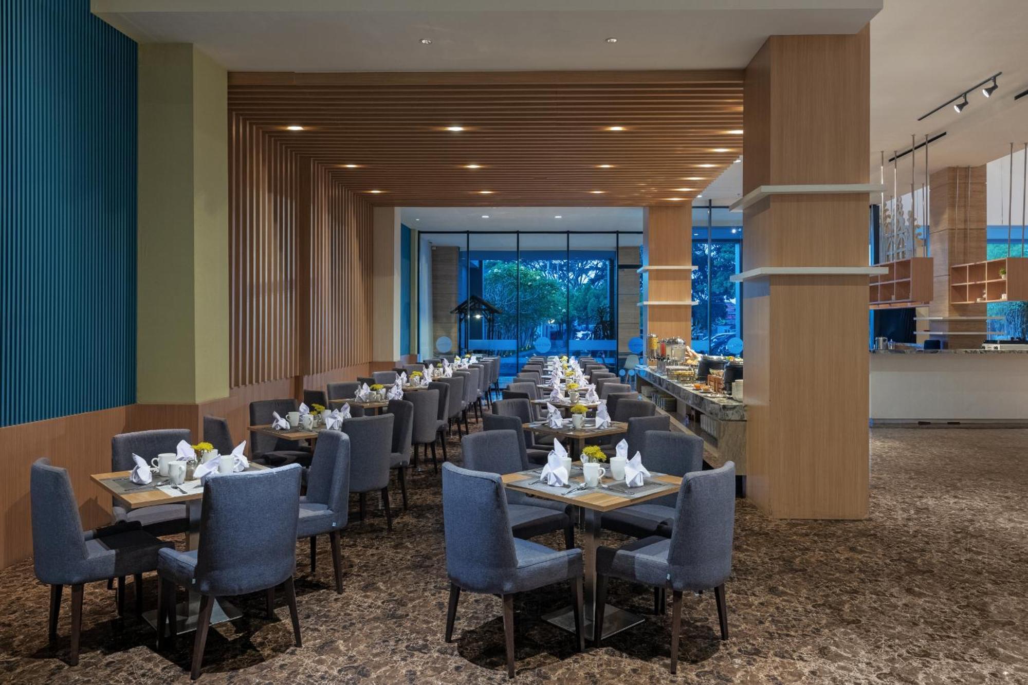 Aston Inn Tasikmalaya Exteriör bild