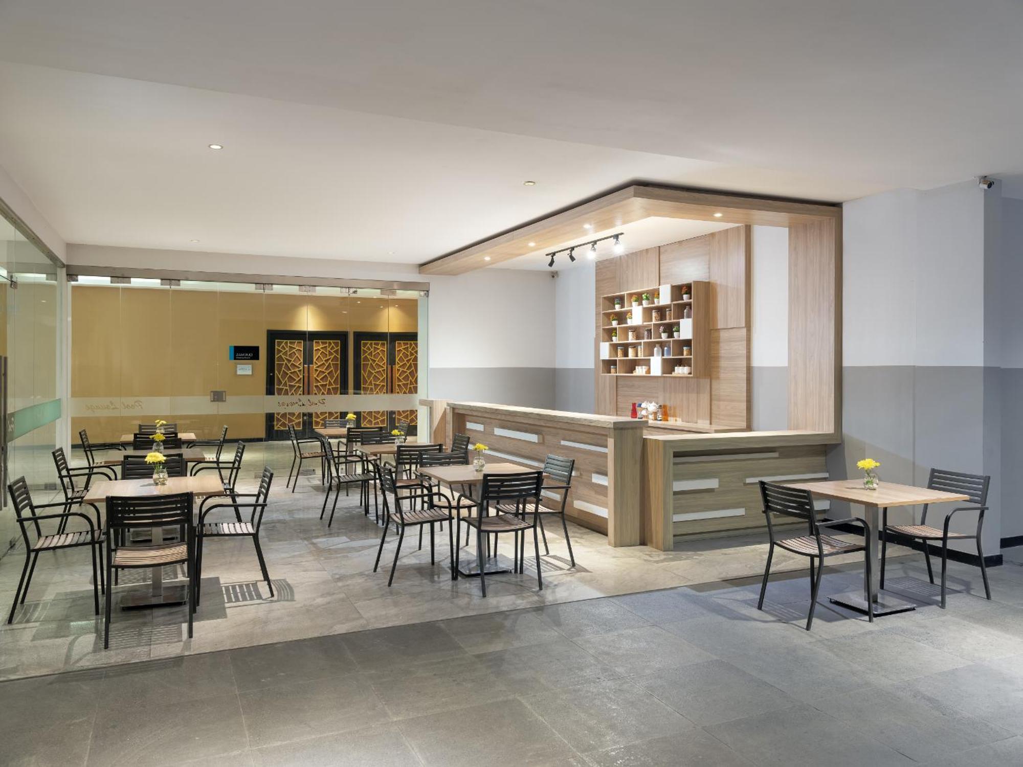 Aston Inn Tasikmalaya Exteriör bild